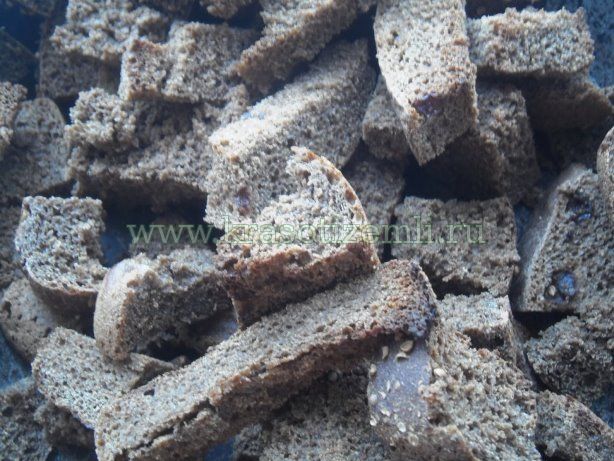 сухари из черного хлеба
