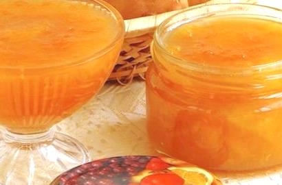 Заготовки на зиму: желе из яблок с корицей и гвоздикой